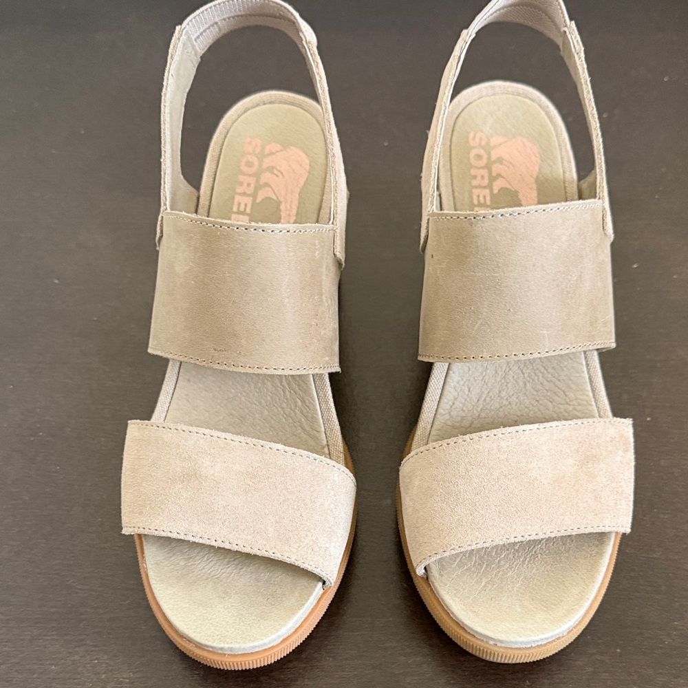 Sorel Women's Beige/Taupe Suede Slingback Wedge Sandals. - Picture 7 of 10